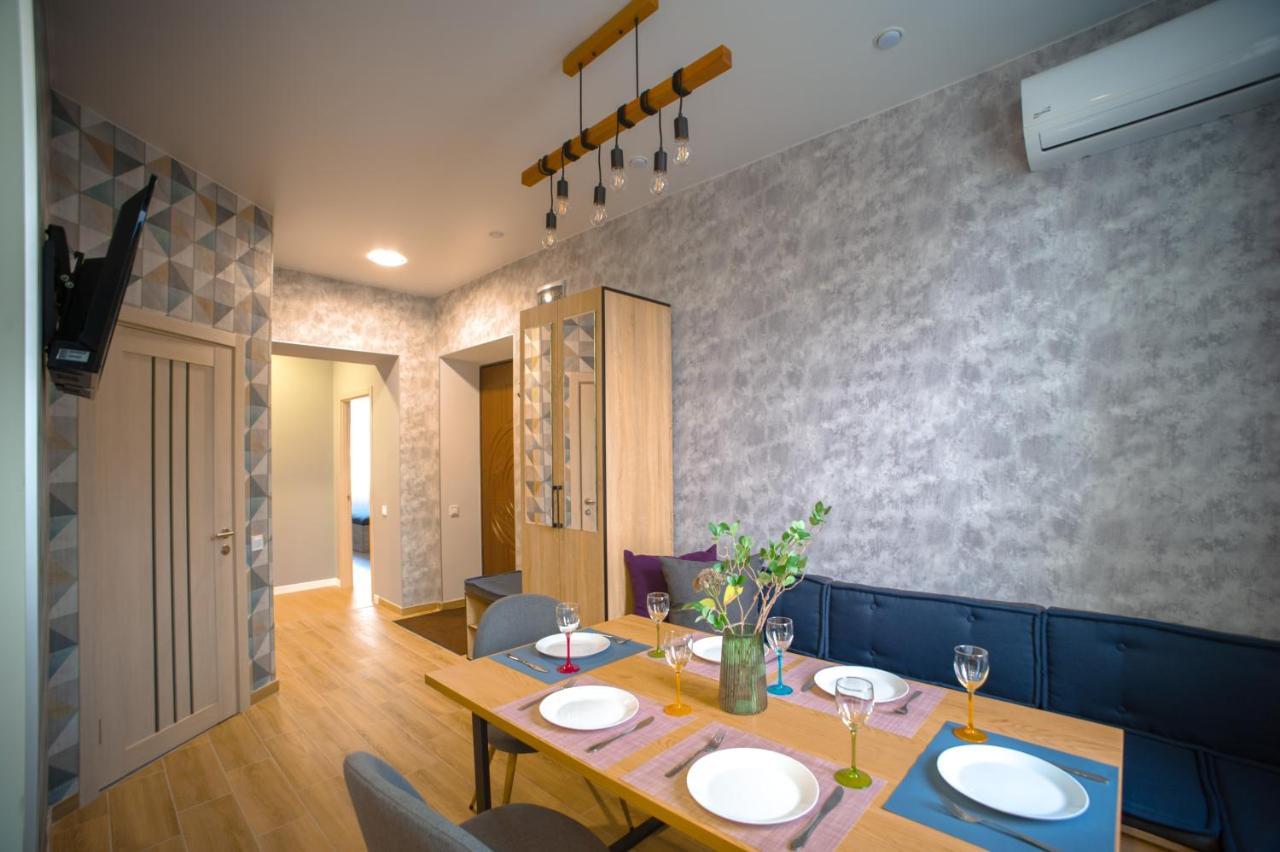 3 Bedroom, 2 Bathroom Apartment Near Forum Λβιβ Εξωτερικό φωτογραφία