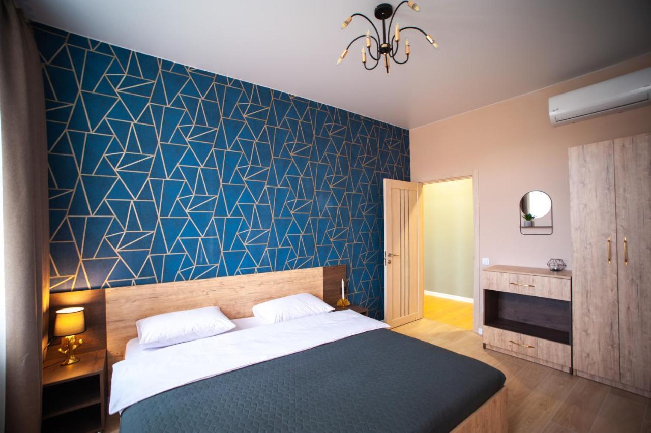 3 Bedroom, 2 Bathroom Apartment Near Forum Λβιβ Εξωτερικό φωτογραφία