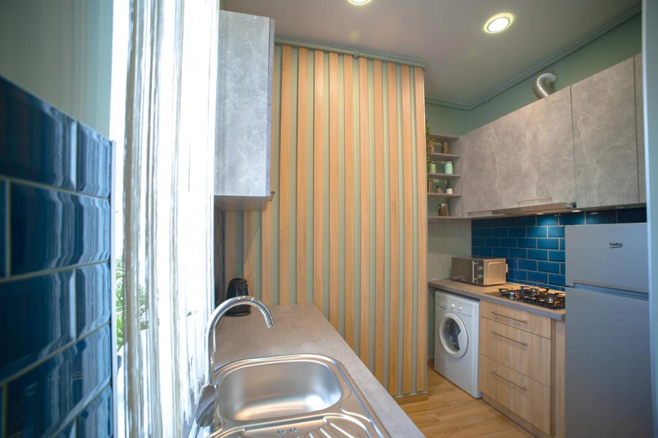 3 Bedroom, 2 Bathroom Apartment Near Forum Λβιβ Εξωτερικό φωτογραφία